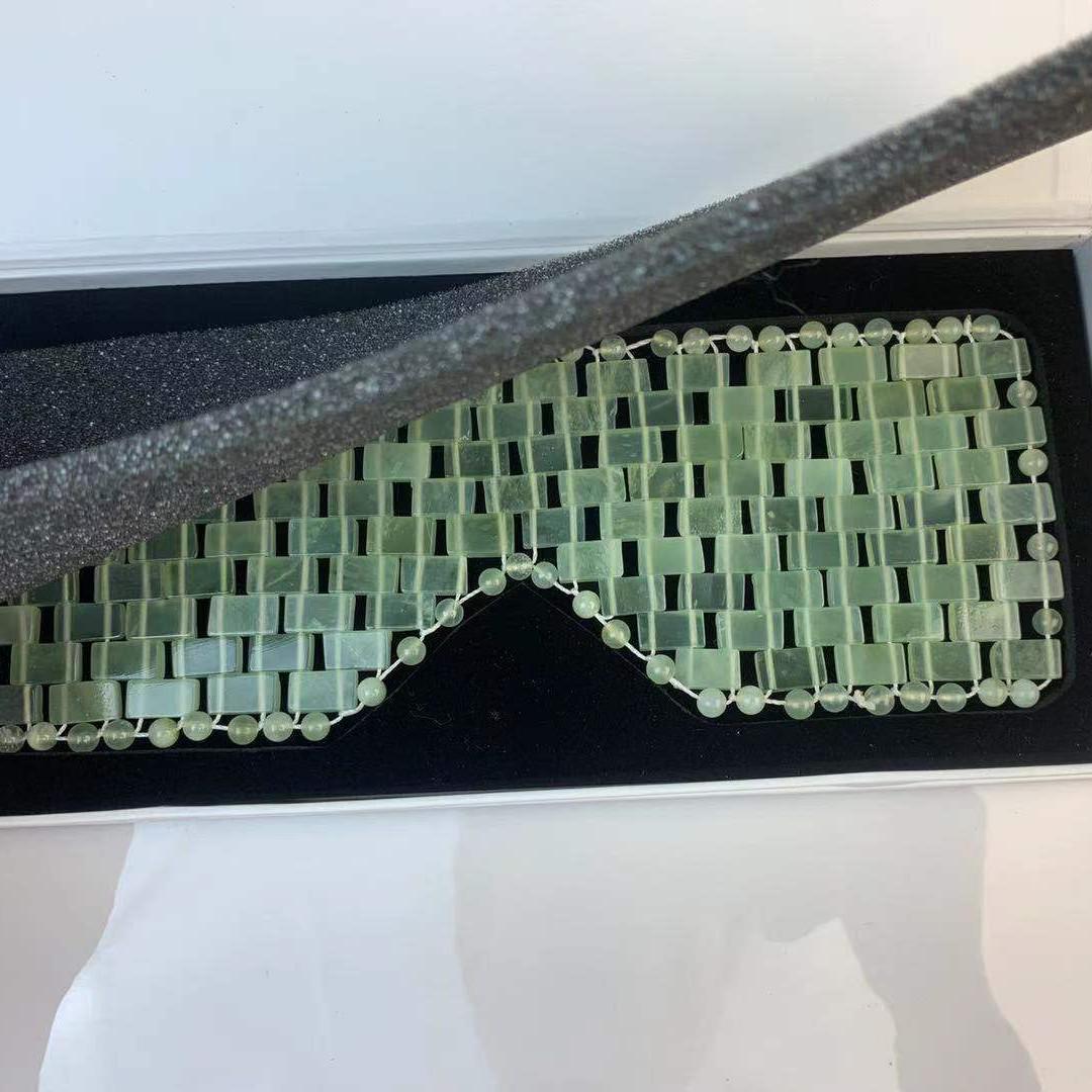

Rose Quartz & Jade Facial Spa Eye Mask