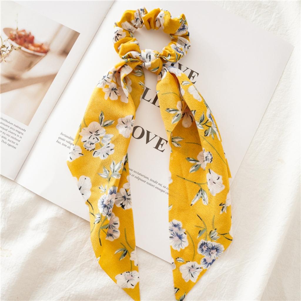 Floral Fabric Scrunchie Hair Tie with Long Ribbon Bow Lightweight Elastic Hair Accessory for Women and Girls Suitable for Various Hairstyles