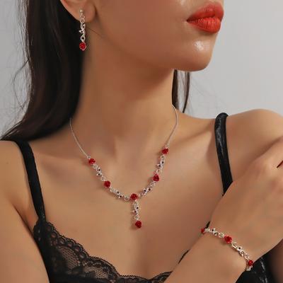 Neues Vintage Mode Rosenblüten Legierung Armband Ohrringe Halskette Set Sanftes Temperament Set Damen Geeignet für Braut