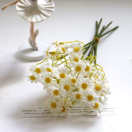Artificial Flowers White Silk Daisies for Home Decor Nordic Japanese Style Versatile Flexible