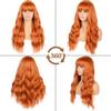 MERISIHAIR Orange Perücke mit Pony Cospaly, lange gewellte Perücke für Frauen, synthetische Perücken hitzebeständig 24 Zoll