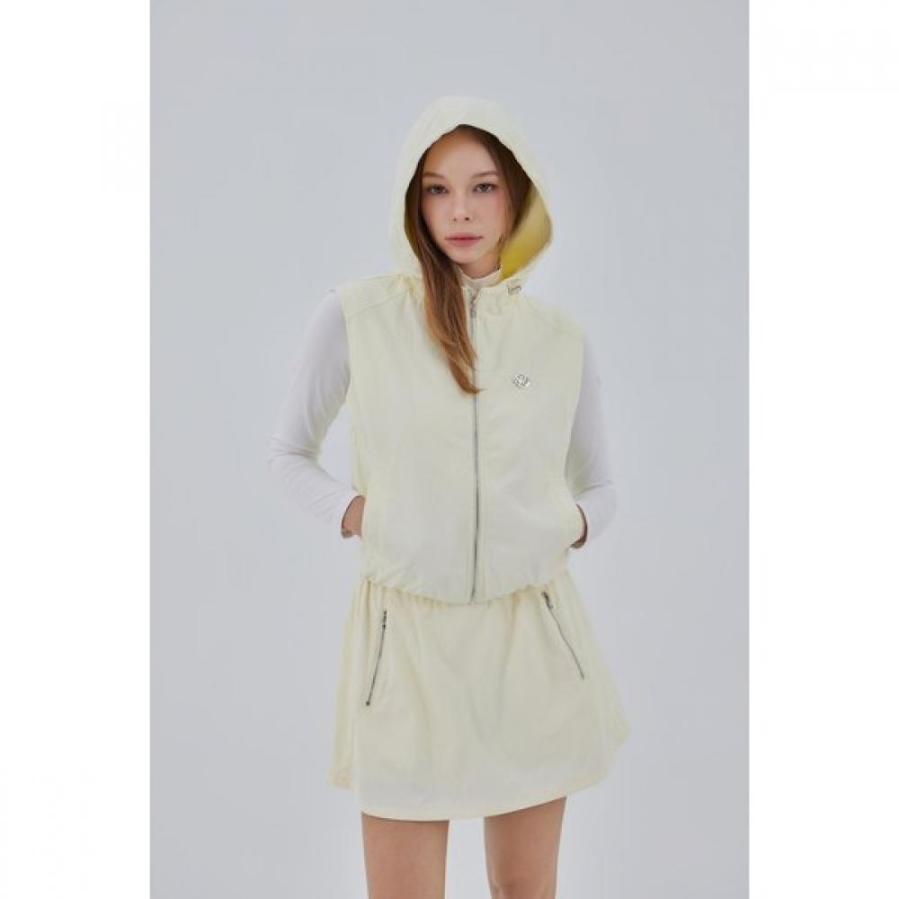 GOXO Essential Hooded Woven Zip Up Vest Cream
