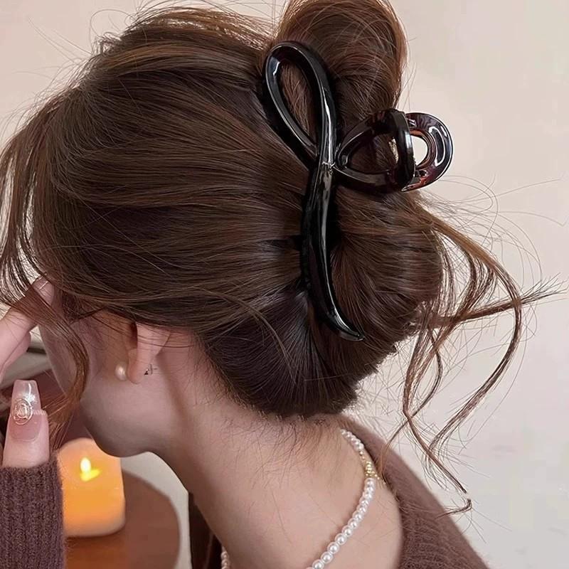 

Korean Large Claw Hair Clip for Women - Elegant and Simple