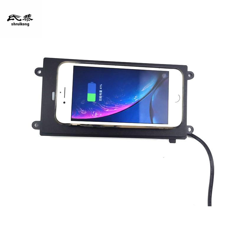 1Set ABS Plastic 15W Fast Charging Car Wireless Charger Phone Holder For 2021 2022 Mercedes Benz C200 C260 C300 W206
