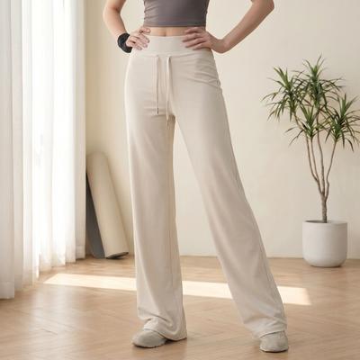 Bas (Vêtements pour femmes) – Pantalons de sport