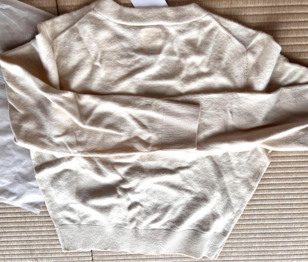 [USED] BTS Dharmajun Cardigan, Size L, with Trading Card