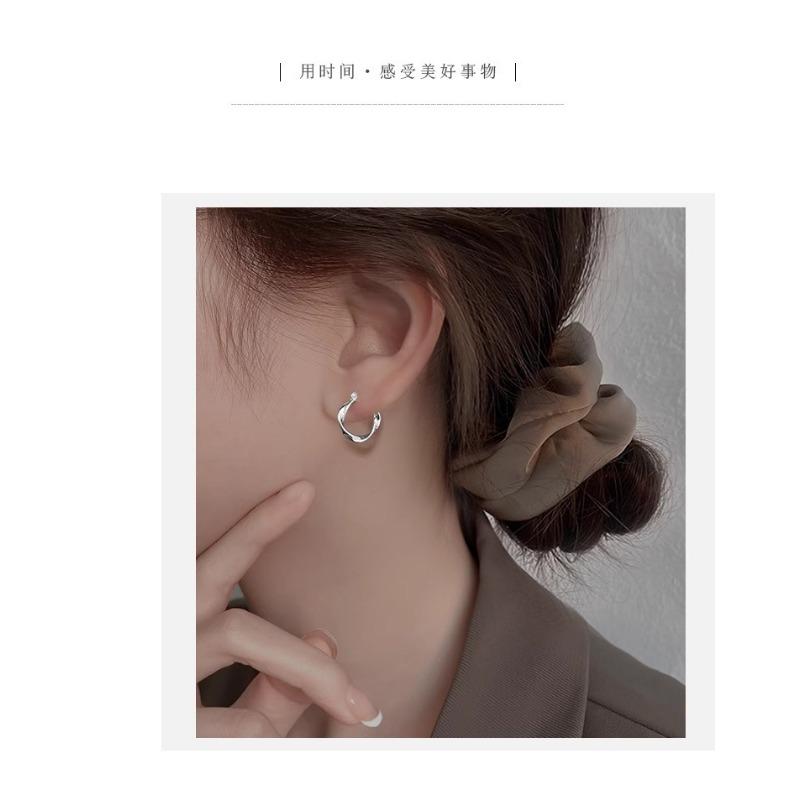 Möbius Ring Earrings for Women New High-end Earrings Niche Design Earrings