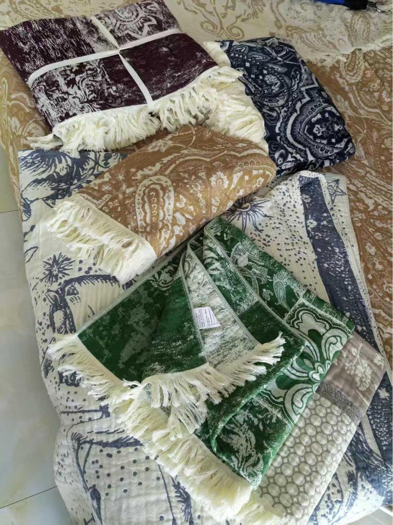 4-Layer Cotton Gauze Jacquard Tassel Blanket - Soft, Breathable, Washable Sofa Throw