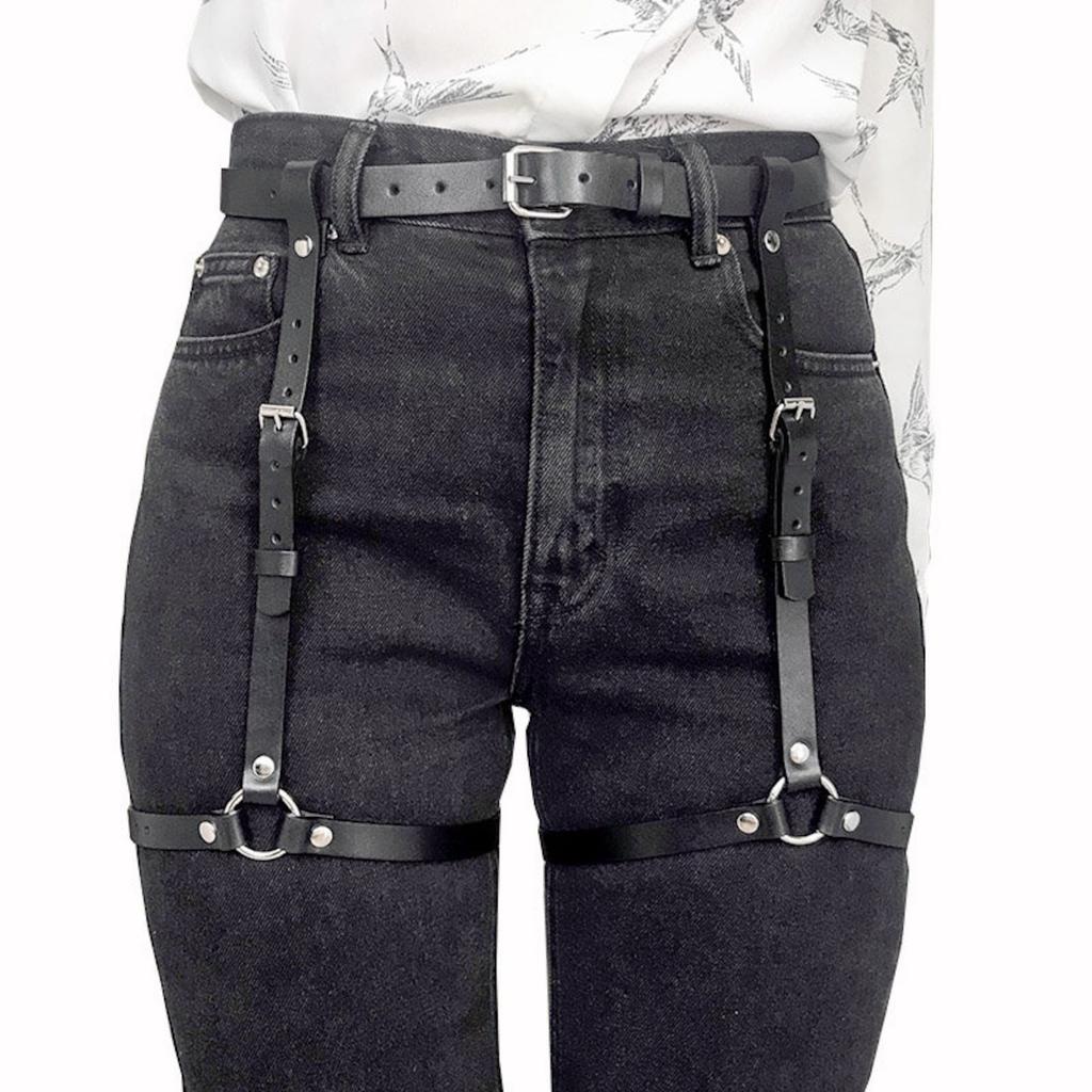 Damen Mode Harness Bein-Harness PU-Leder Verstellbar Nieten-Dekor Oberschenkel-Strumpfband Gothic Harness Bondage-Dessous