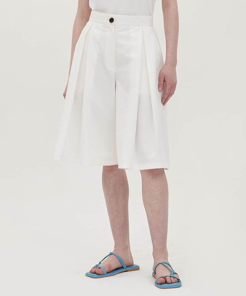 JUN BY JUN K A-Line Shorts_White