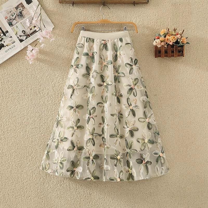 Qooth Women Embroidery  A Line Tulle Skirt Wide Hem Mid Length Elastic Waist Skirt Elegant QT2634