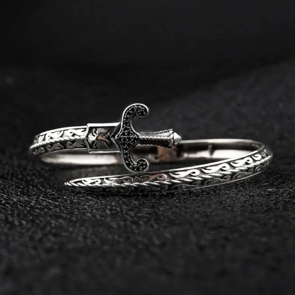 Personality Snake Shape Sword Bracelet Fashion Retro Engrave Opening Wristband for Women Men Couple Gothic Bangles Jewelry Gifts