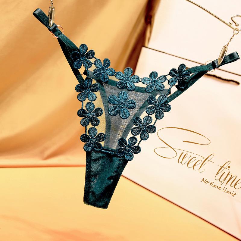 Plus Size Floral Embroidered Thong with Metal Buckle & Adjustable Straps