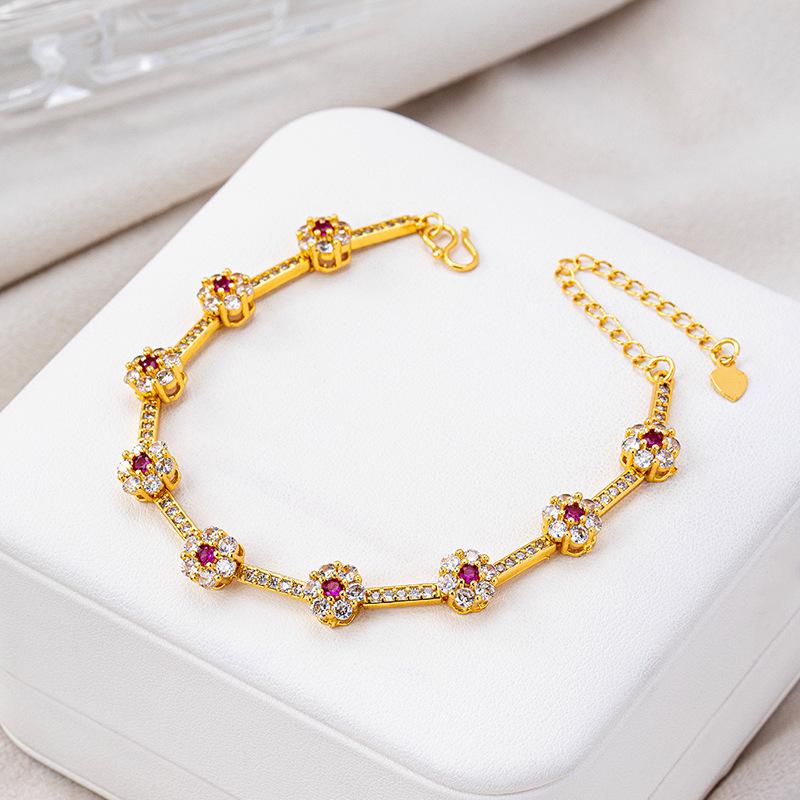 Luxurious Vietnamese Sand Gold Beaded Women's Diamond Flower Minimalist Bracelet