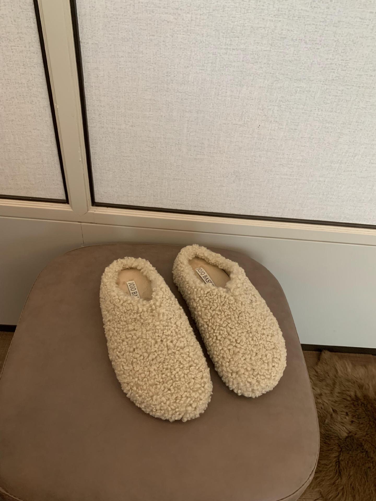 Женские зимние домашние меховые тапочки с рисунком кота — фото 10