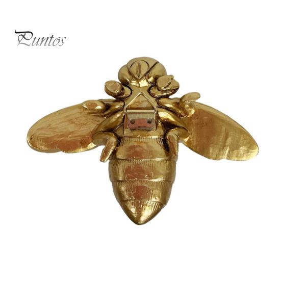 Decorative Bee Figurines for Home Vintage Gilded Resin Figurine, Lifelike 3D Insect Sculpture with Built-In Wall Small Gold Statue Hook, Light Luxury