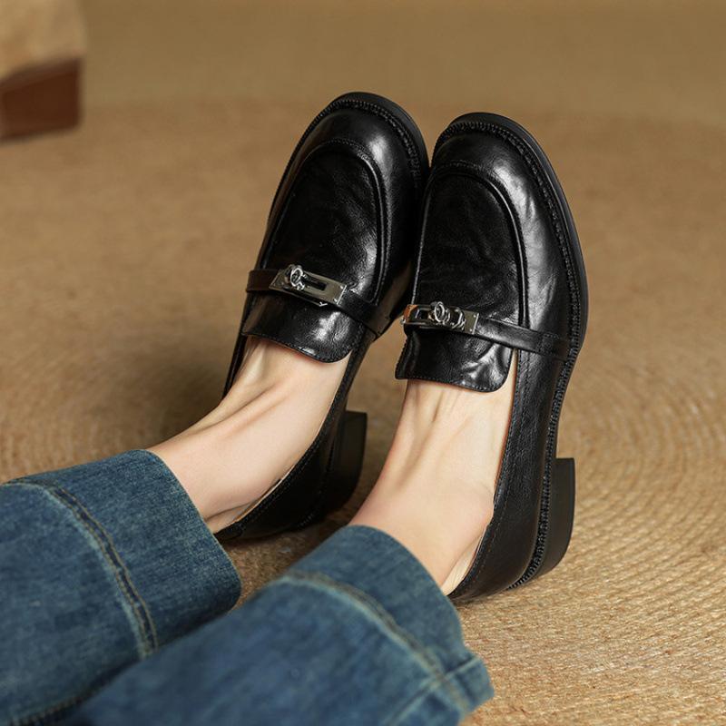 New women's large-size single shoes women's round head thick sole low-top shallow mouth four-season small leather shoes non-slip and comfortable leat