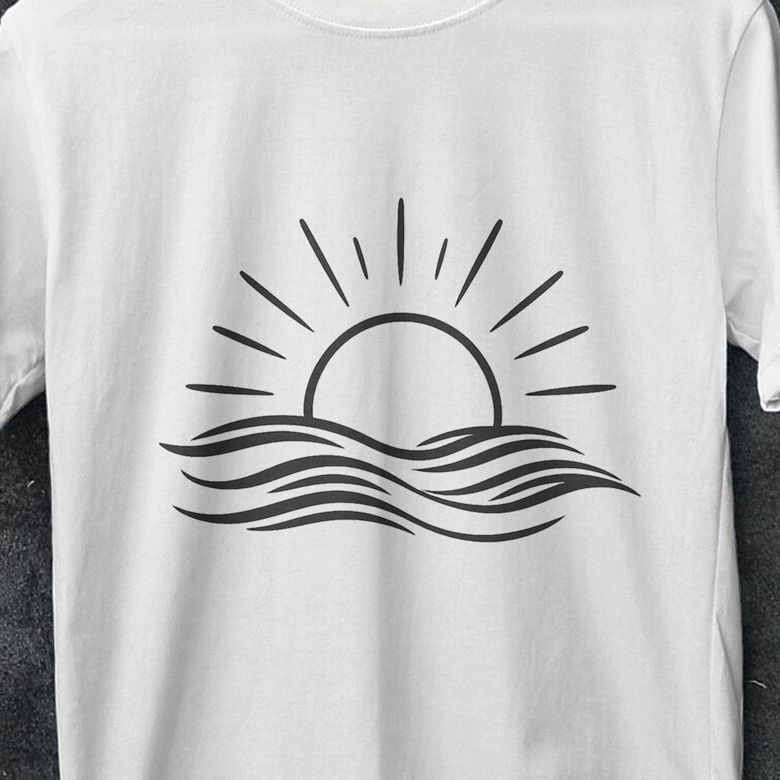 Sun T-shirt, Sunshine Shirt, Summer Shirts, Beach Shirt, summer vibes shirt, Holiday shirt, gift for her, Sun Graphic Tee, Retro 90s Shirt 4XL