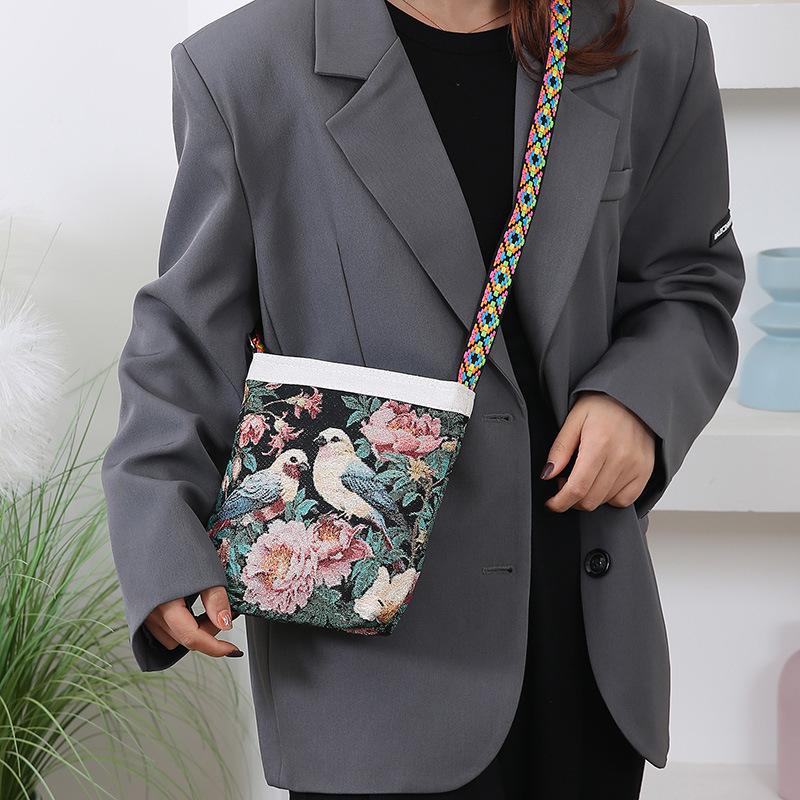 New women's messenger bag going out double-sided flower butterfly casual embroidery ethnic style mobile phone bag
