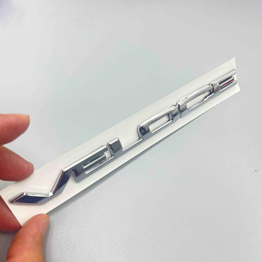 1 pièce Q4 Q2 GIULIA GIULIETTA STELVIO VELOCE Ti Badge Emblème Autocollants de Voiture pour Coffre Arrière Rénovation Étiquette de Coffre Logo Accessoires