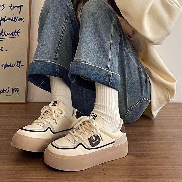 Sponge Cake Platform Forrest Gump Training Shoes Women's 2025 Autumn New Versatile Retro Niche White Shoes Casual Board Shoes Tide