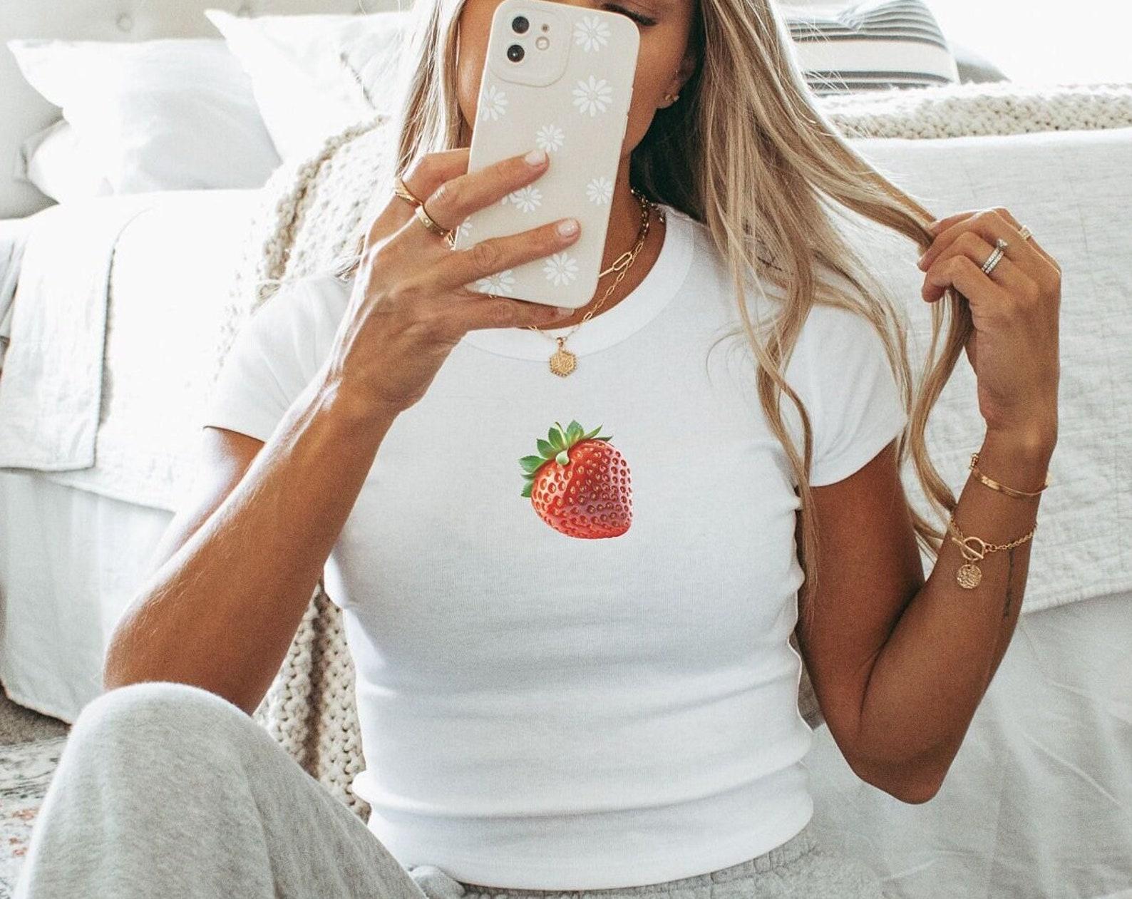 Strawberry Graphic Baby Tee: Y2K Coquette Crop Top M