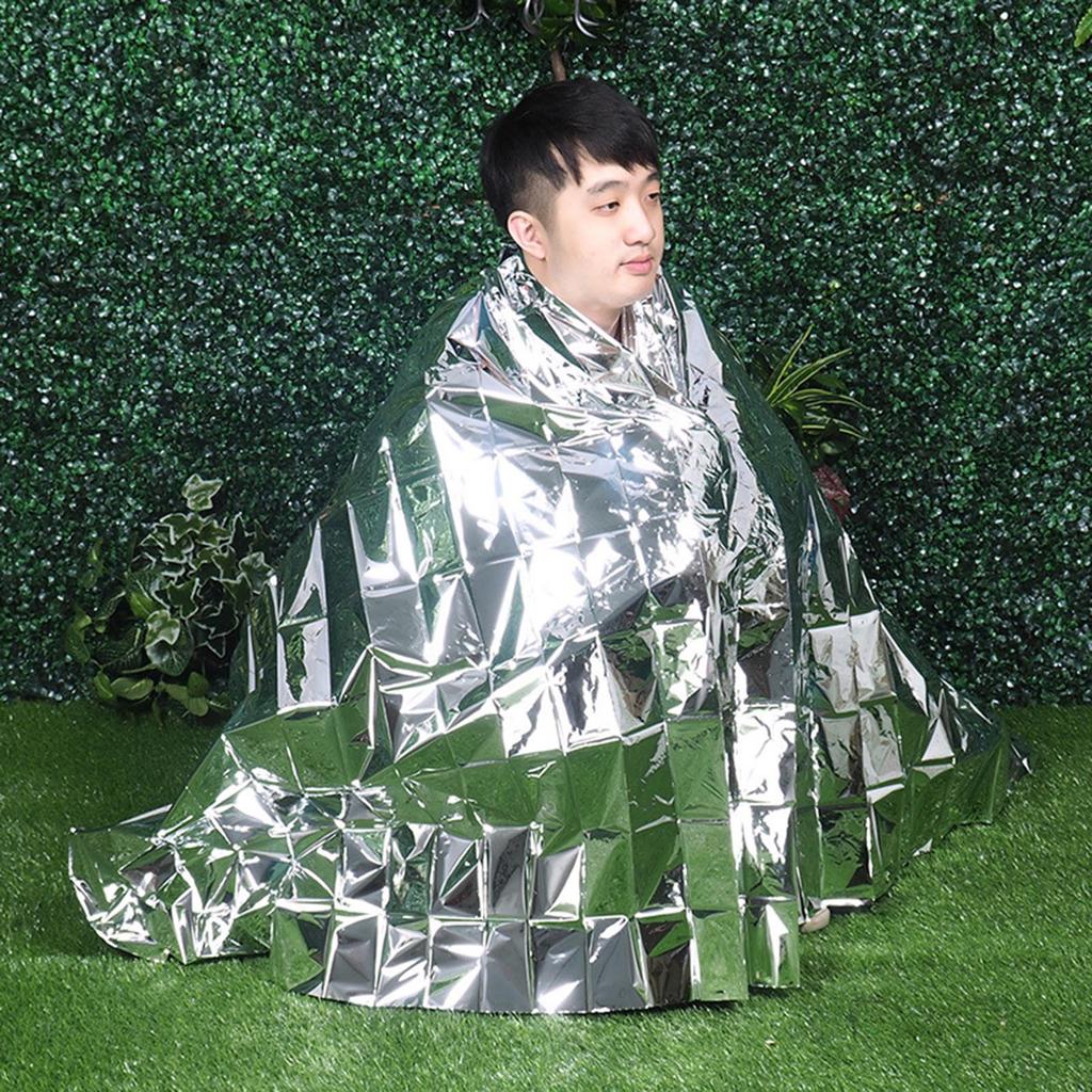 Emergency Blanket 1.3x2.1M Silver Survival Thermal Space Blanket for Camping Hiking Outdoor All Weather Protection