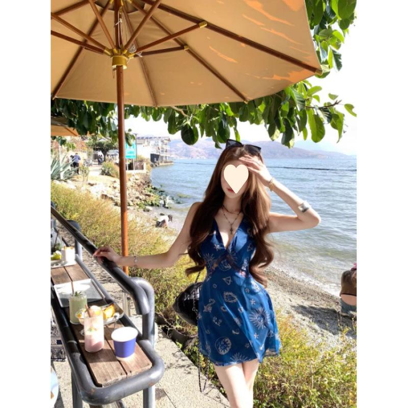 

Retro v-neck blue floral sleeveless strap dress spring and summer sexy hottie shows figure and waist a-word short skirt XL