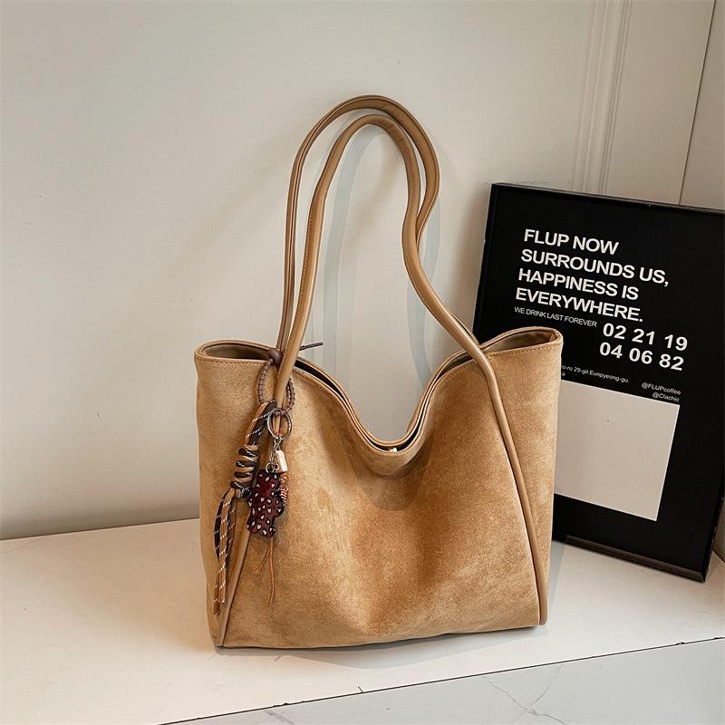 Retro Tote Bag Women's Autumn New Fashion Simple Commuter Shoulder Bag Casual Underarm Tote Bag
