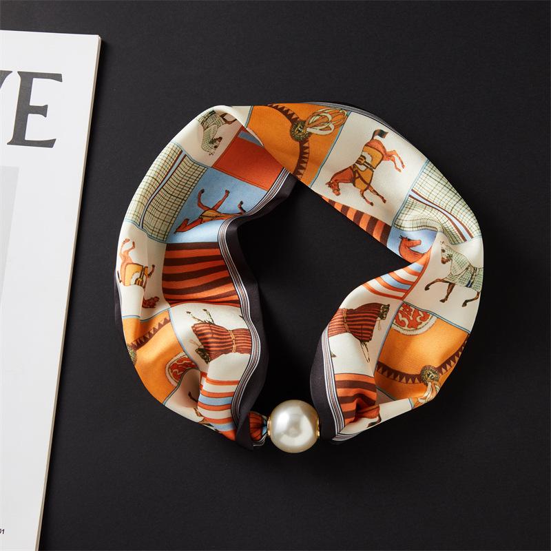 Magnetic Buckle Pearl Necklace with Silk Scarf – Fashionable, Versatile Spring/Summer Accessory for Women