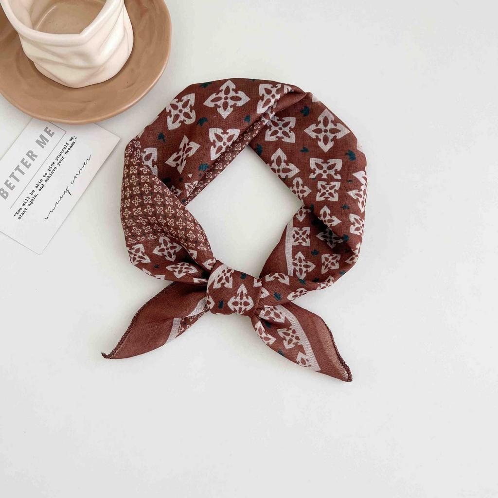 [18 cotton and linen] French high-end bag head small square scarf women's seaside photo silk scarf spring and autumn decorative versatile scarf
