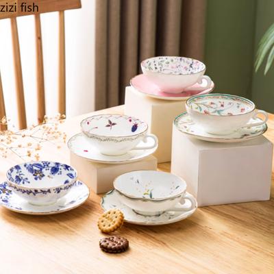 Asil Lüks Kemik Porselen Kahve Çay Fincanı ve Tabağı Kaşık Seti Seramik Kupa 200ml Hediye Kafe Parti İçin Gelişmiş Porselen Tepsi