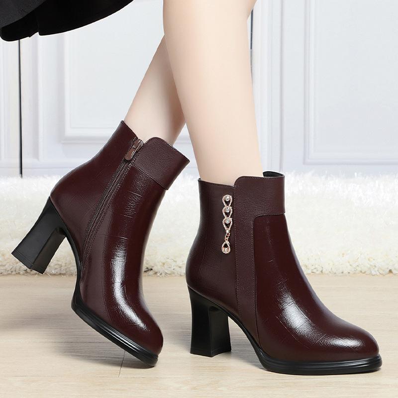 High heels autumn and winter short boots thick heels, new fashion boots warm velvet leather shoes    shoes cotton shoes