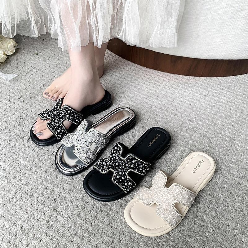 Beautiful French rhinestone cool slippers women's outer wear 2025 new spring and summer fashion versatile fairy style thick bottom one-word drag