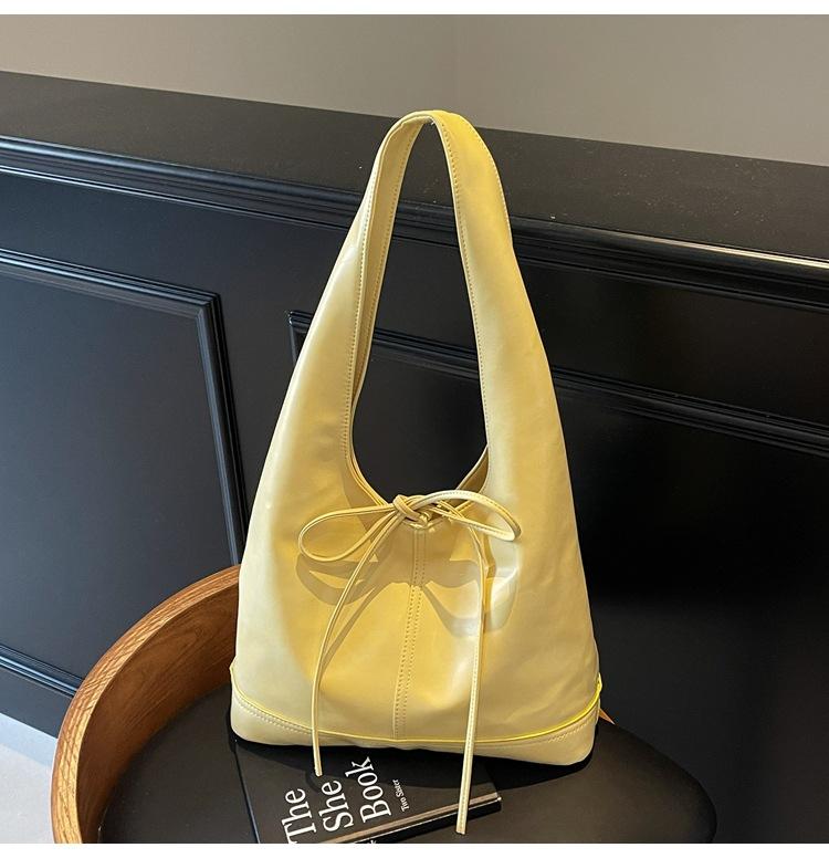 Commuter Large-capacity Bag Women's New Casual Shoulder Underarm Bag Portable Personalized Tote Bag