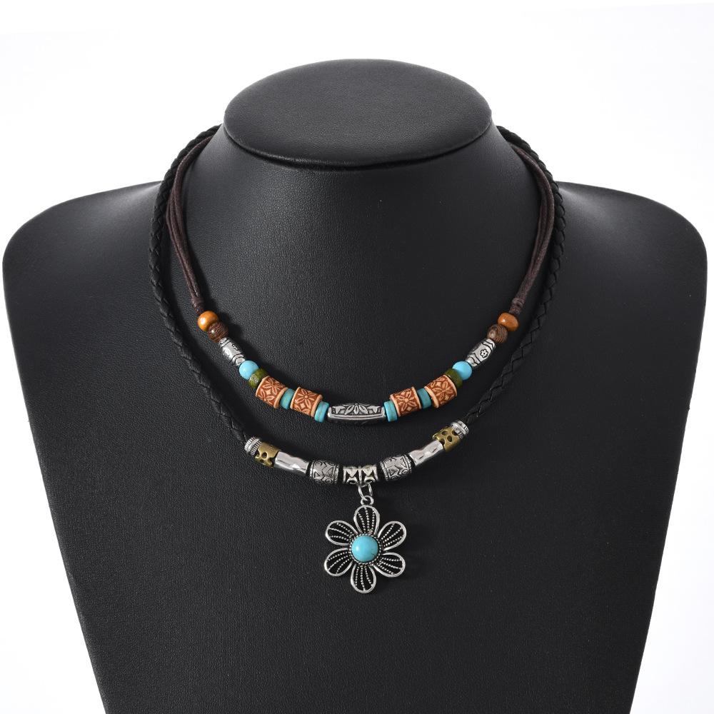 Butterfly-shaped Wooden Beaded Double-layer Necklace, Women's Retro-style Woven Rope Collarbone Chain