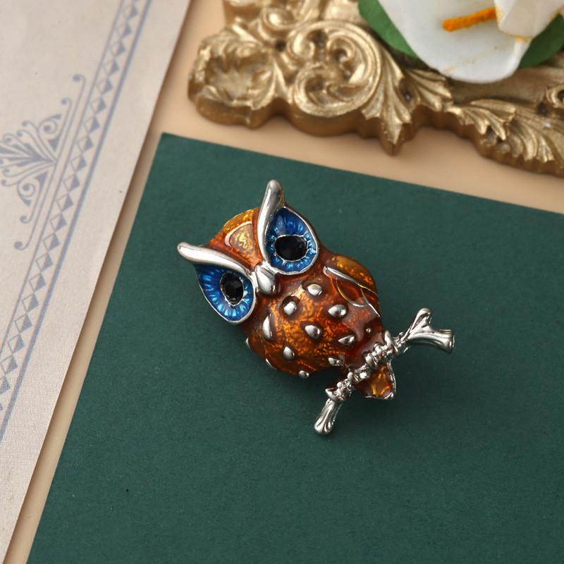 Spilla Femminile Vintage in Cristallo con Corona a Croce per Accessori Moda Regalo