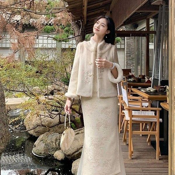 2025 A/W Snow Lotus Chic Qipao Set: Velvet-Lined Long Sleeve Dress