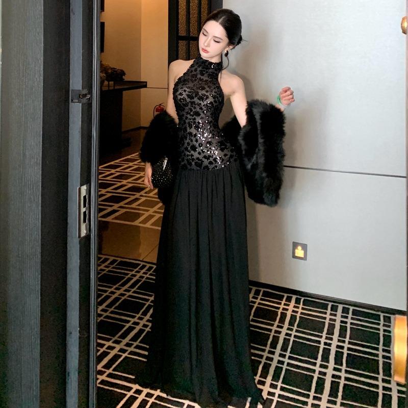 French High-end Black Sequined Sleeveless Neck Dress Women's Design Halter Birthday Dress Long Dress
