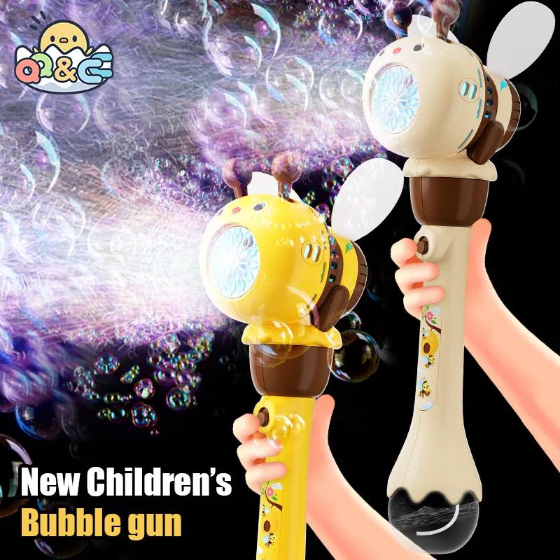 Non-Toxic 12 Hole Bee Electric Automatic Bubble Gun Blowing Soap Bubble Machine Outdoor Summer Party Led Children'S Toys For Kids Gifts