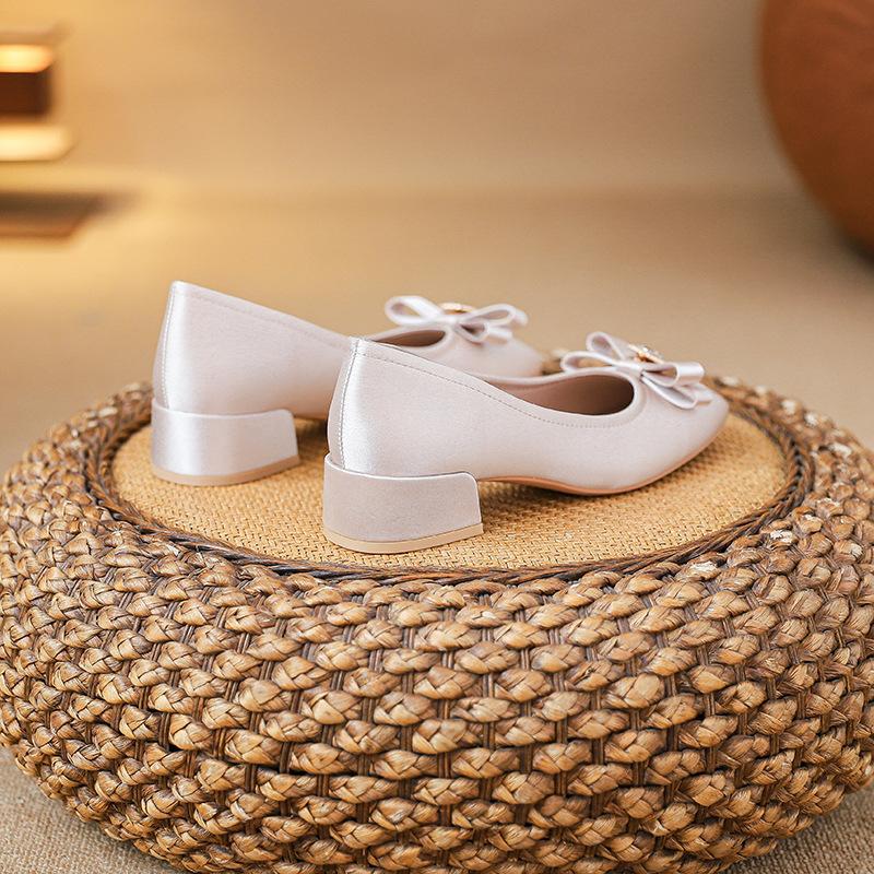 Satin Wedding Shoes Pregnant Women Are Not Tired Feet 3 Cm Small Heels Temperament Commuting Daily Single Shoes Children Spring 2025