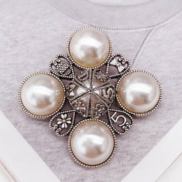 

Популярная брошь в стиле ретро, модная одежда в стиле атмосферного тренда, брошь в виде блейзера