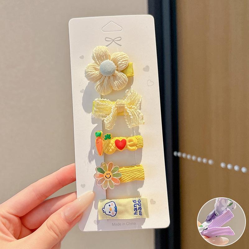 Retro Cute Baby Hair Clips – Gentle Fabric Flower Headwear for Girls