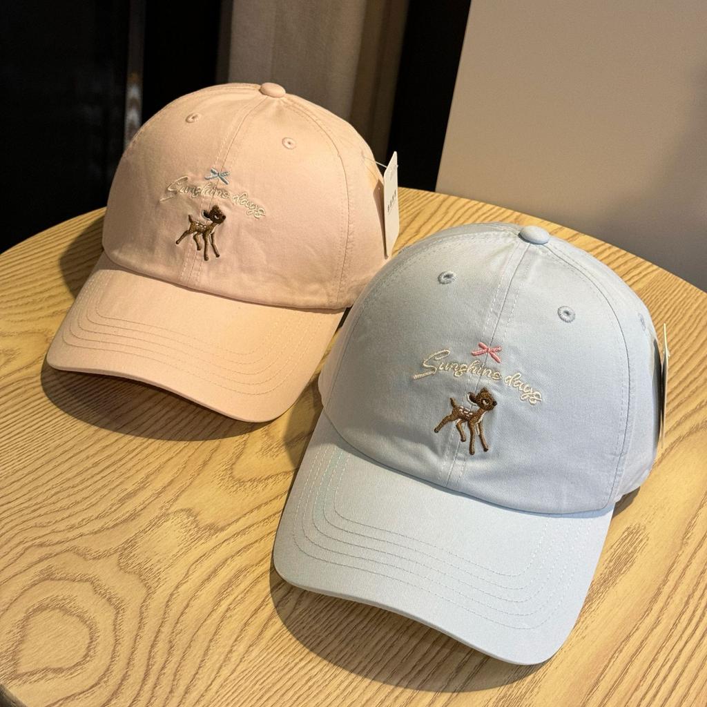 Cartoon deer embroidered baseball cap for women2026New Spring/Summer Fashionable Versatile Sunshade Duckbill Cap that Makes the Face Look Smaller