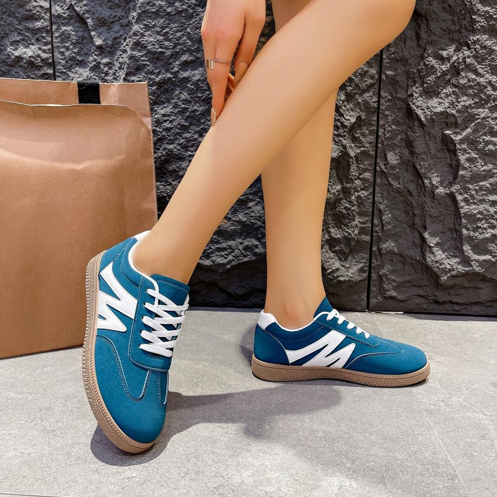 Women's Retro Large Size Deqin Shoes Breathable Flat Bottom Board Casual Shoes Spring Summer New Style Versatile White Sneakers