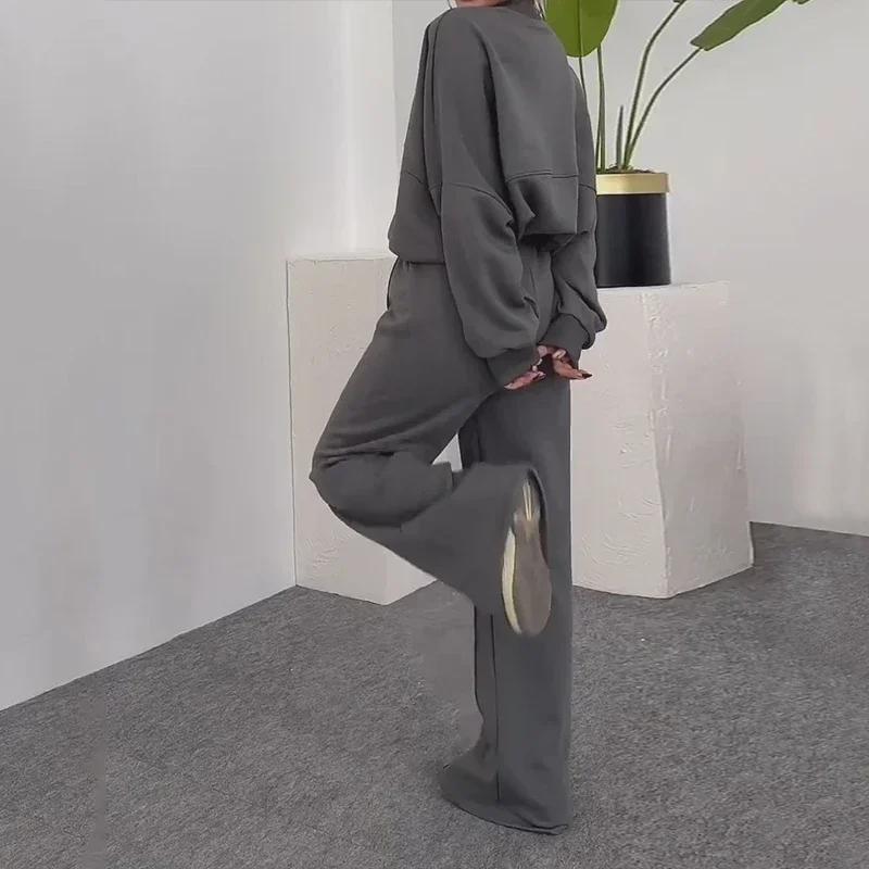 2024 Women's Casual Loose Sportswear Set: Long-Sleeve Round Neck Top & Trousers for Spring & Autumn