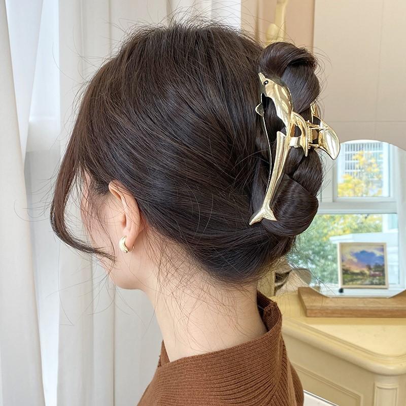 1pc Dolphin shaped clip, new hair clip, elegant temperament, butterfly shark clip, cool hair accessory