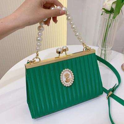 Luxury Pearl Shell Clip Shoulder Bag for Women Green Pink Chain Messenger Bags Designer White Prom Wedding Bridal Clutch
