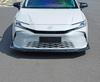 Zestaw Karoserii Przedni i Tylny do Toyoty Camry Model 24: Zawiera przedni splitter, tylny dyfuzor, progi boczne, górny spoiler, tylny spoiler oraz żaluzje