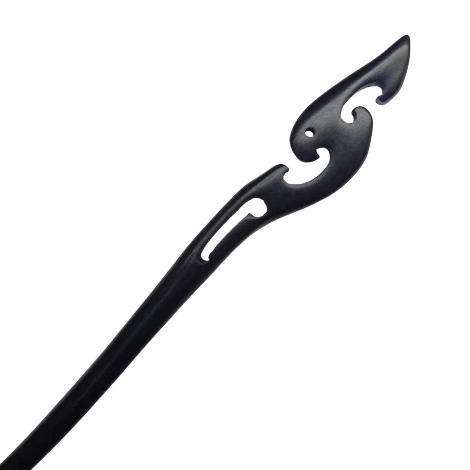 Black Sandalwood Openwork Hairpin – Wooden Chinese-Style Hair Accessory